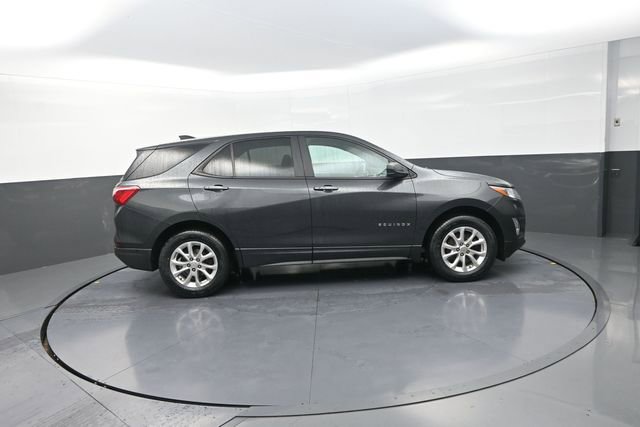 Used 2020 Chevrolet Equinox LS w/ LS Convenience Package AWD/4WD image 56