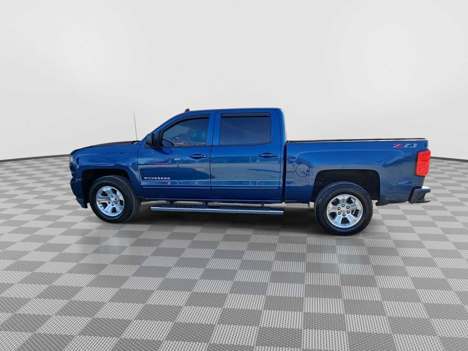 Certified 2018 Chevrolet Silverado 1500 LT w/ All Star Edition image 5
