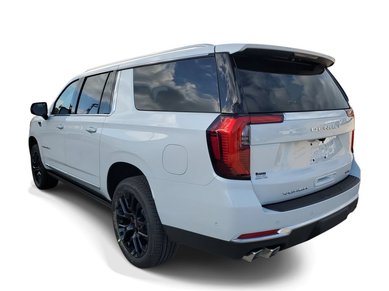 New 2026 GMC Yukon XL Denali w/ Sun & Power Step Package AWD/4WD image 4
