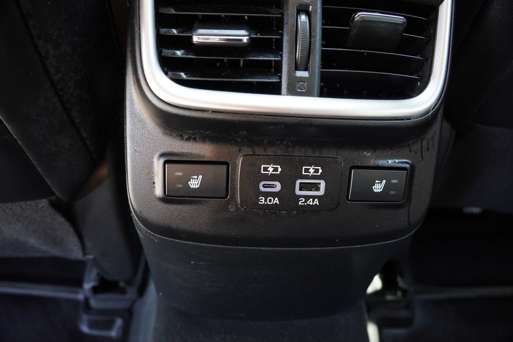 Used 2025 Subaru Outback Touring AWD/4WD image 19