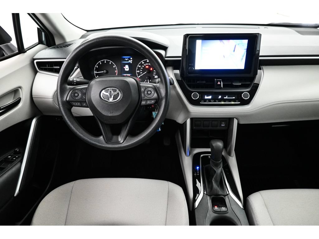 Used 2023 Toyota Corolla Cross L FWD image 28