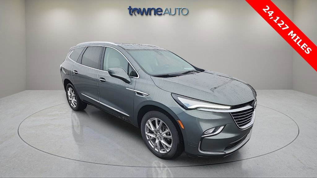 Used 2024 Buick Enclave Essence w/ Experience Buick Package image 7