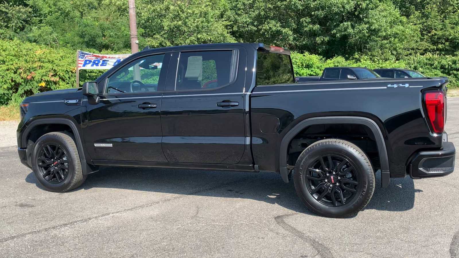 Certified 2025 GMC Sierra 1500 Elevation image 6