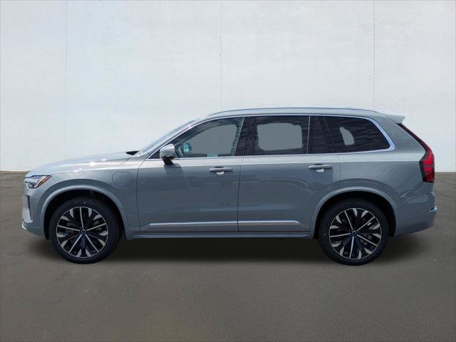 New 2026 Volvo XC90 T8 Plus w/ Protection Package AWD/4WD image 3