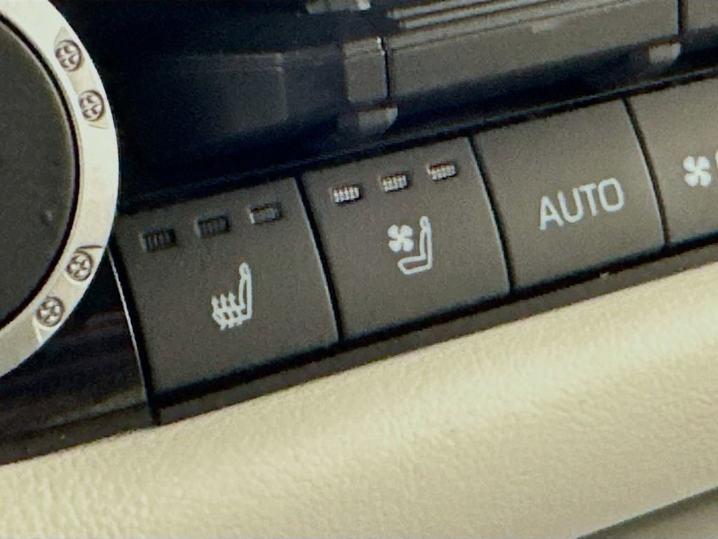 Used 2023 Toyota Sequoia Capstone image 21