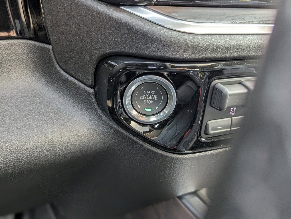 New 2026 GMC Sierra 2500 SLT w/ SLT Convenience Package image 22