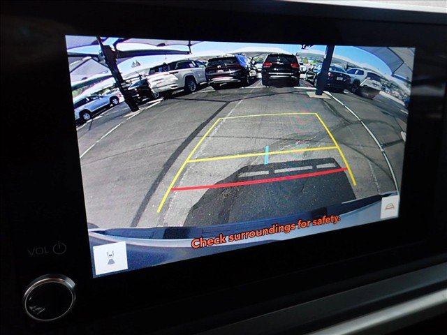 Certified 2024 Toyota Tacoma SR5 AWD/4WD image 22