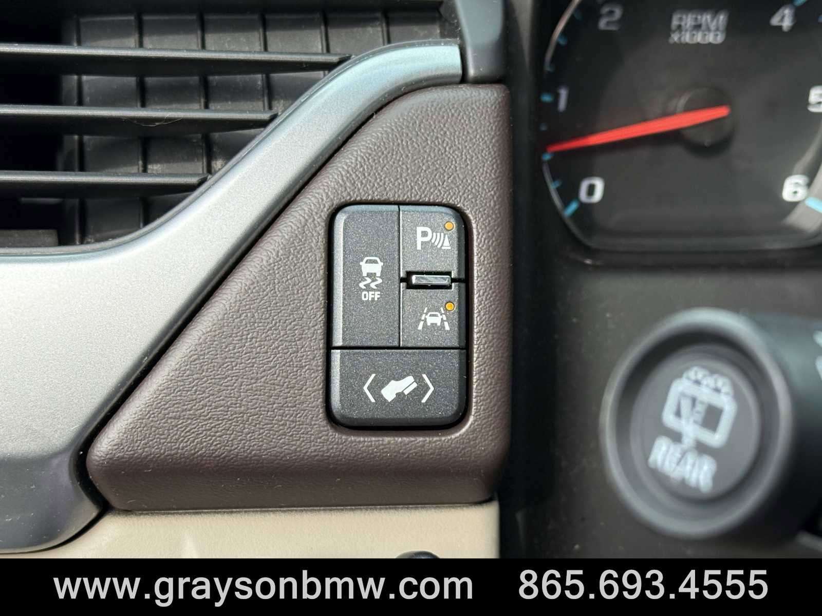 Used 2016 Chevrolet Tahoe LTZ image 30