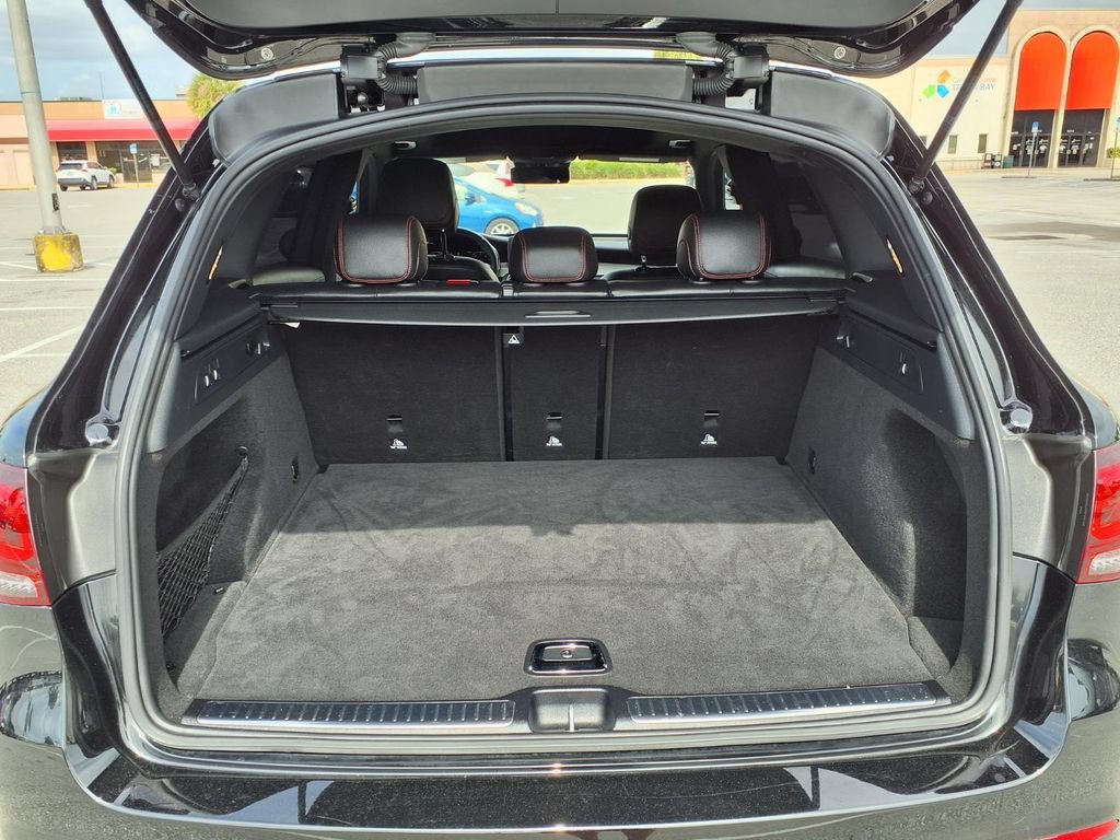 Used 2022 Mercedes-Benz GLC 43 AMG 4MATIC image 19