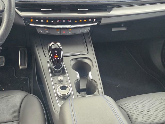 Used 2025 Cadillac XT4 Sport FWD image 19