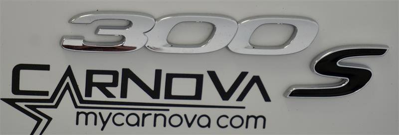 Used 2017 Chrysler 300 S image 40