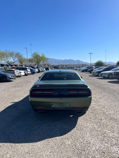 Used 2021 Dodge Challenger R/T w/ Driver Convenience Group RWD image 5