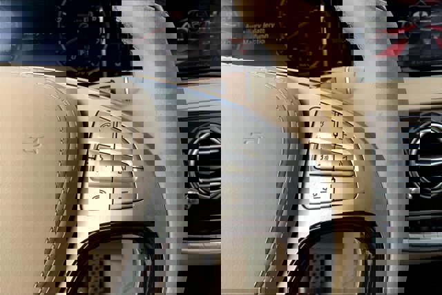 Used 2016 Mercedes-Benz S 550 Sedan image 18