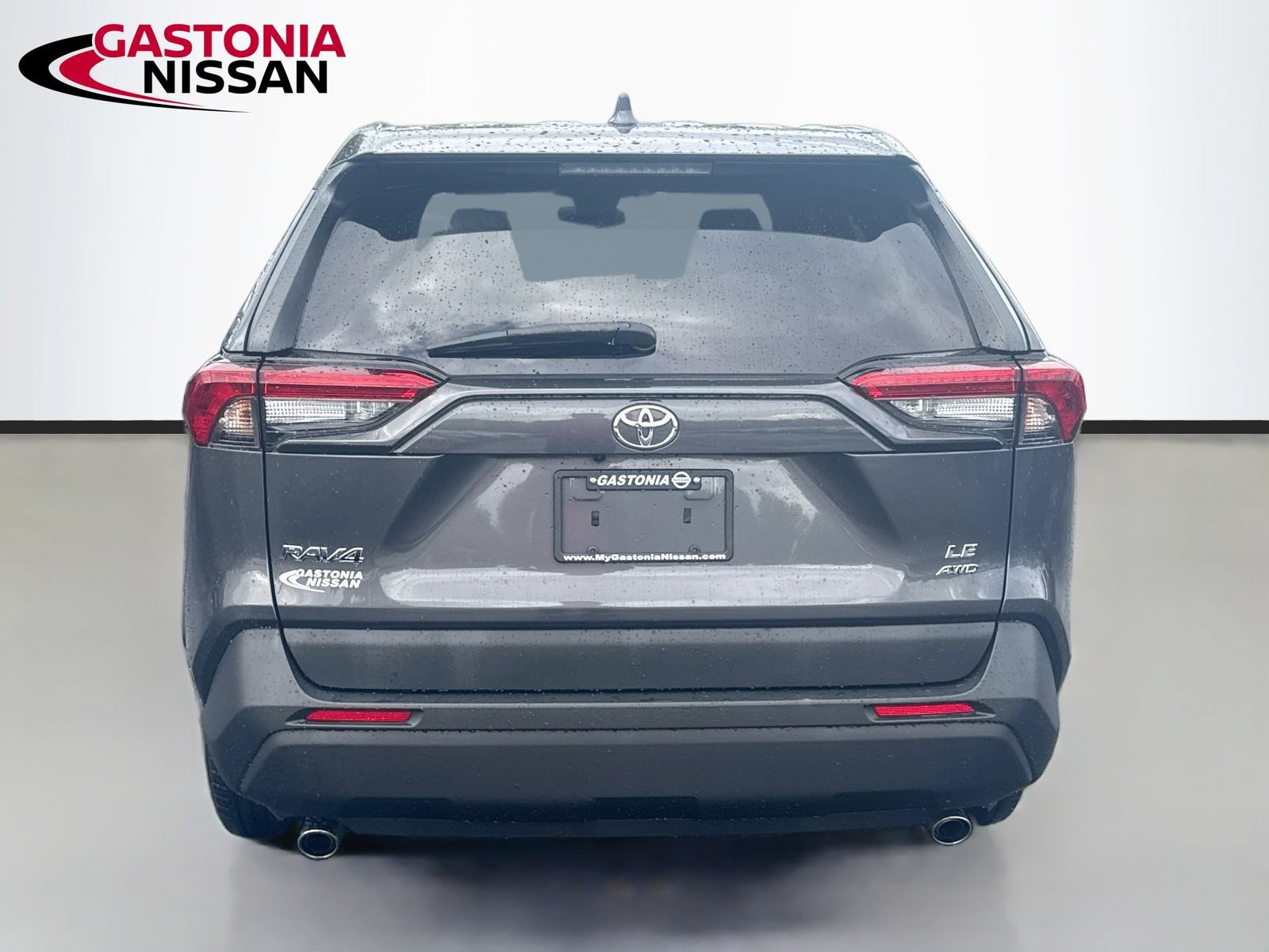 Used 2022 Toyota RAV4 LE AWD/4WD image 7