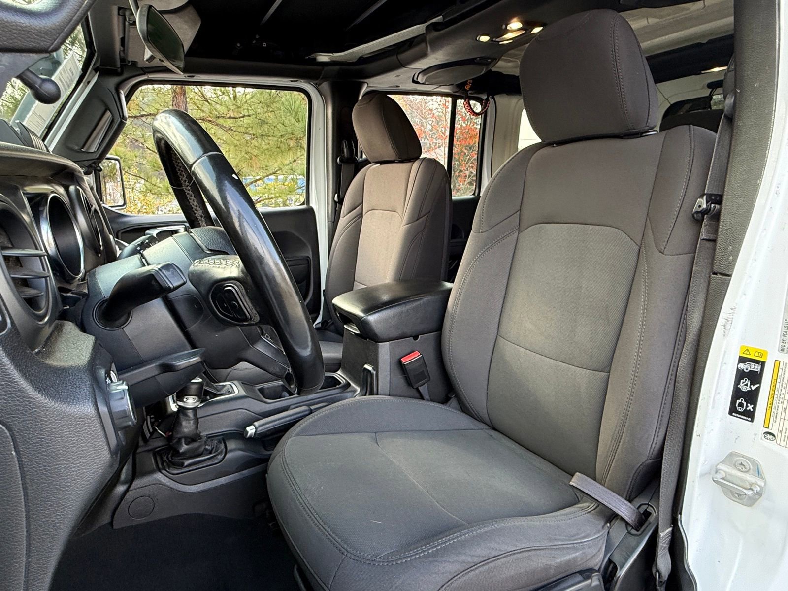 Used 2022 Jeep Wrangler Unlimited Sport w/ Xtreme Recon 35" Tire Package image 32