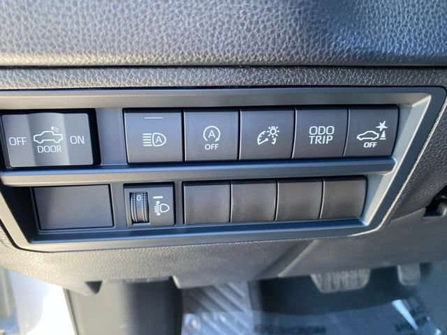Certified 2025 Toyota Tundra SR5 AWD/4WD image 25