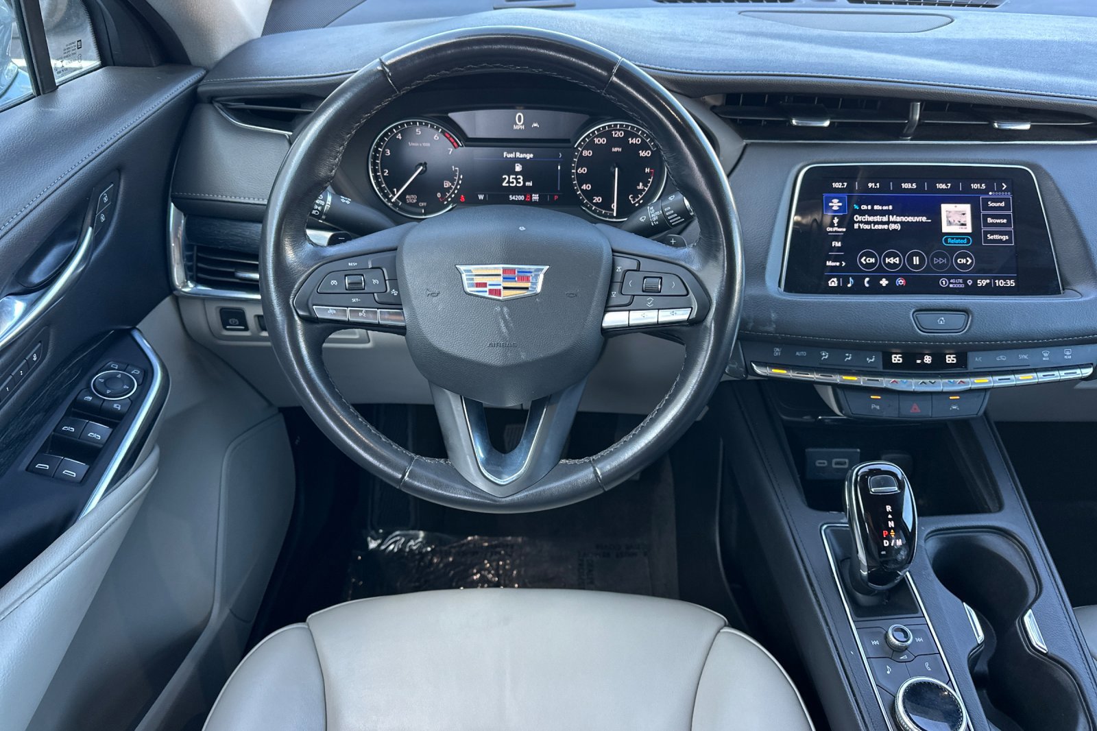 Certified 2023 Cadillac XT4 Premium Luxury image 14