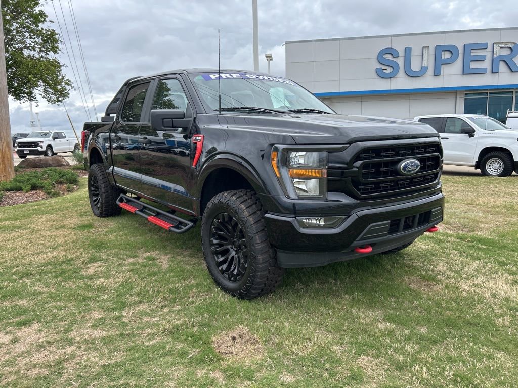 Used 2023 Ford F150 XLT image 3