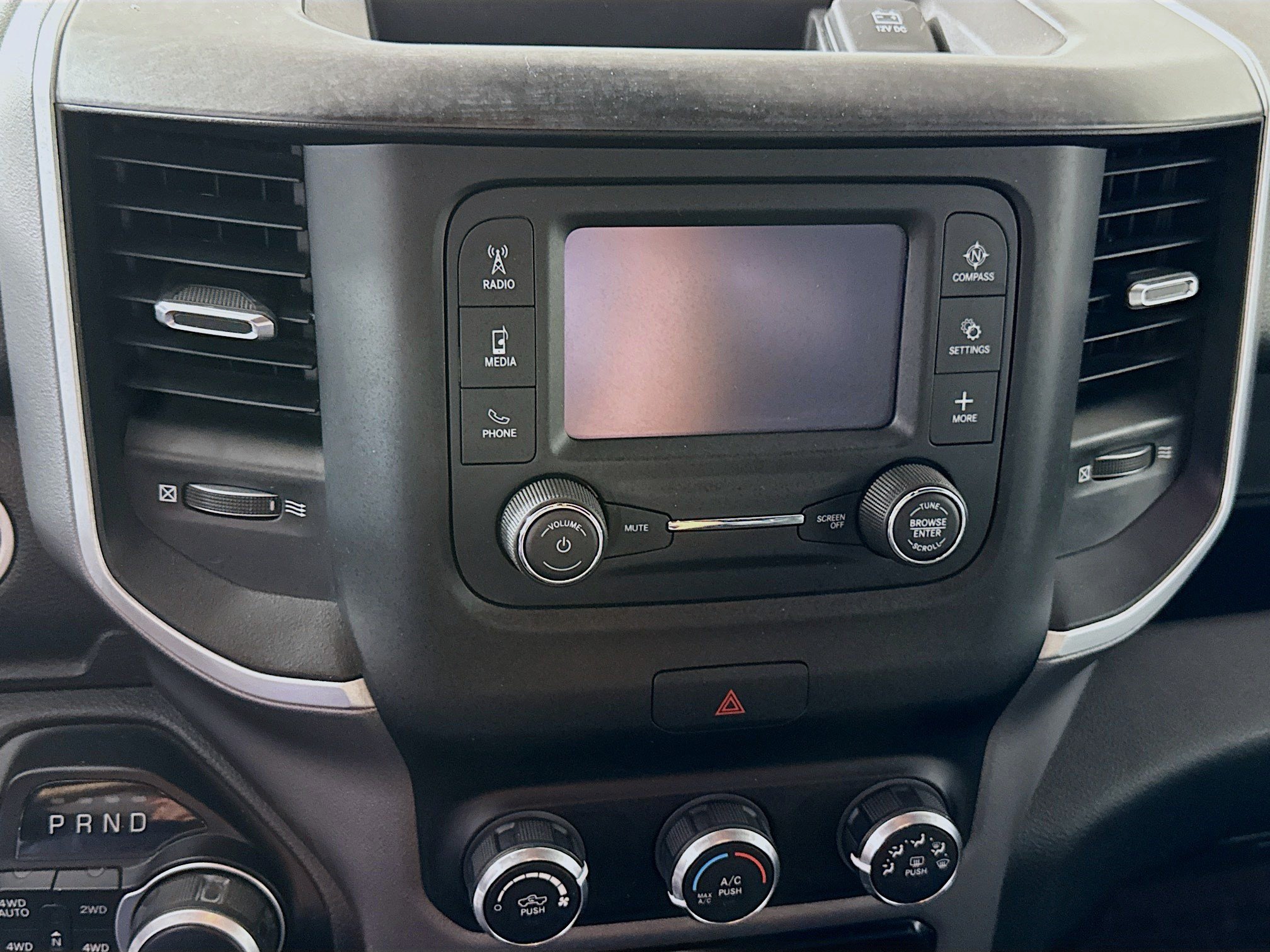 Used 2022 RAM 1500 Big Horn AWD/4WD image 18