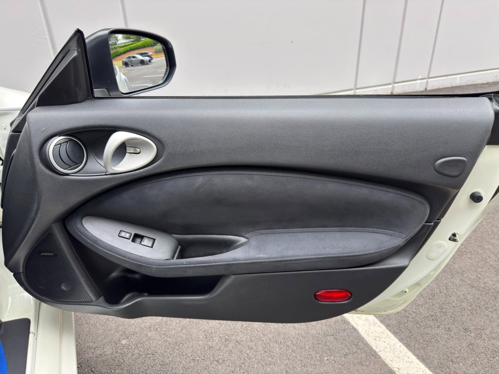Used 2010 Nissan 370Z Touring RWD image 30