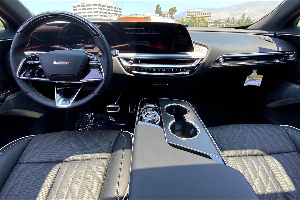 New 2026 Cadillac Lyriq V image 7