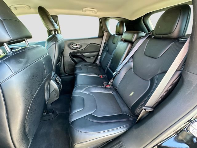 Used 2023 Jeep Cherokee Altitude Lux image 23