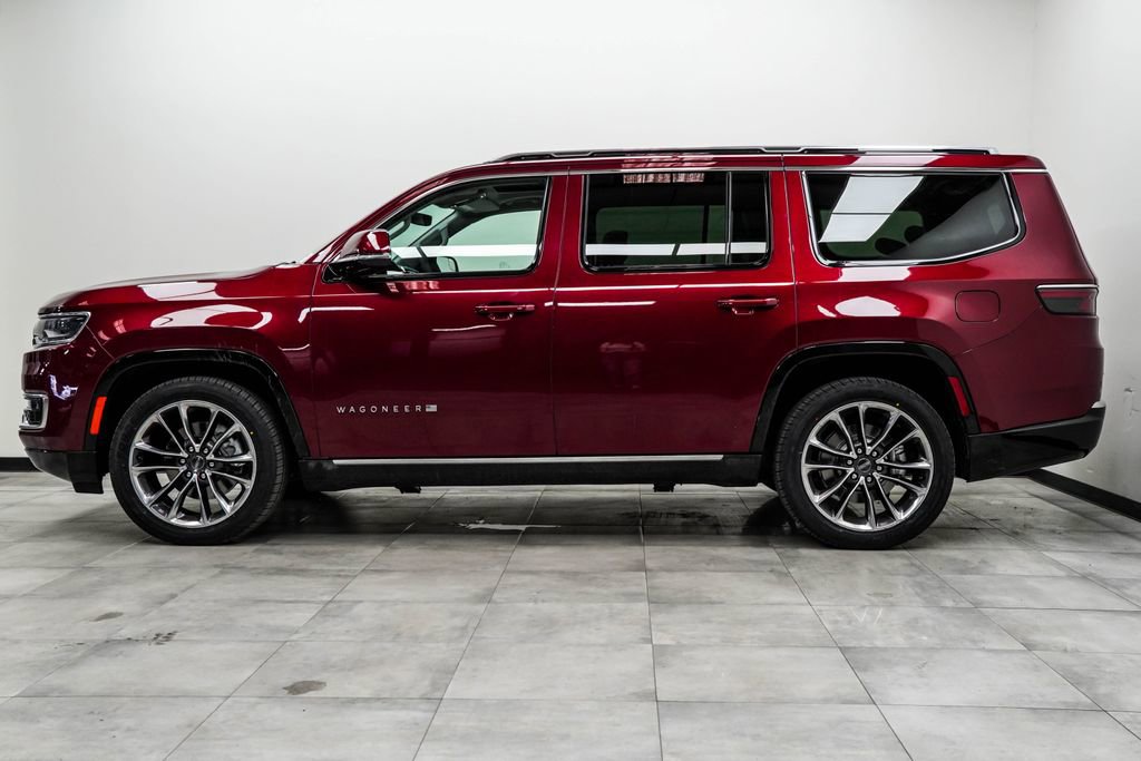 Used 2022 Jeep Wagoneer Series III w/ Premium Group I AWD/4WD image 7