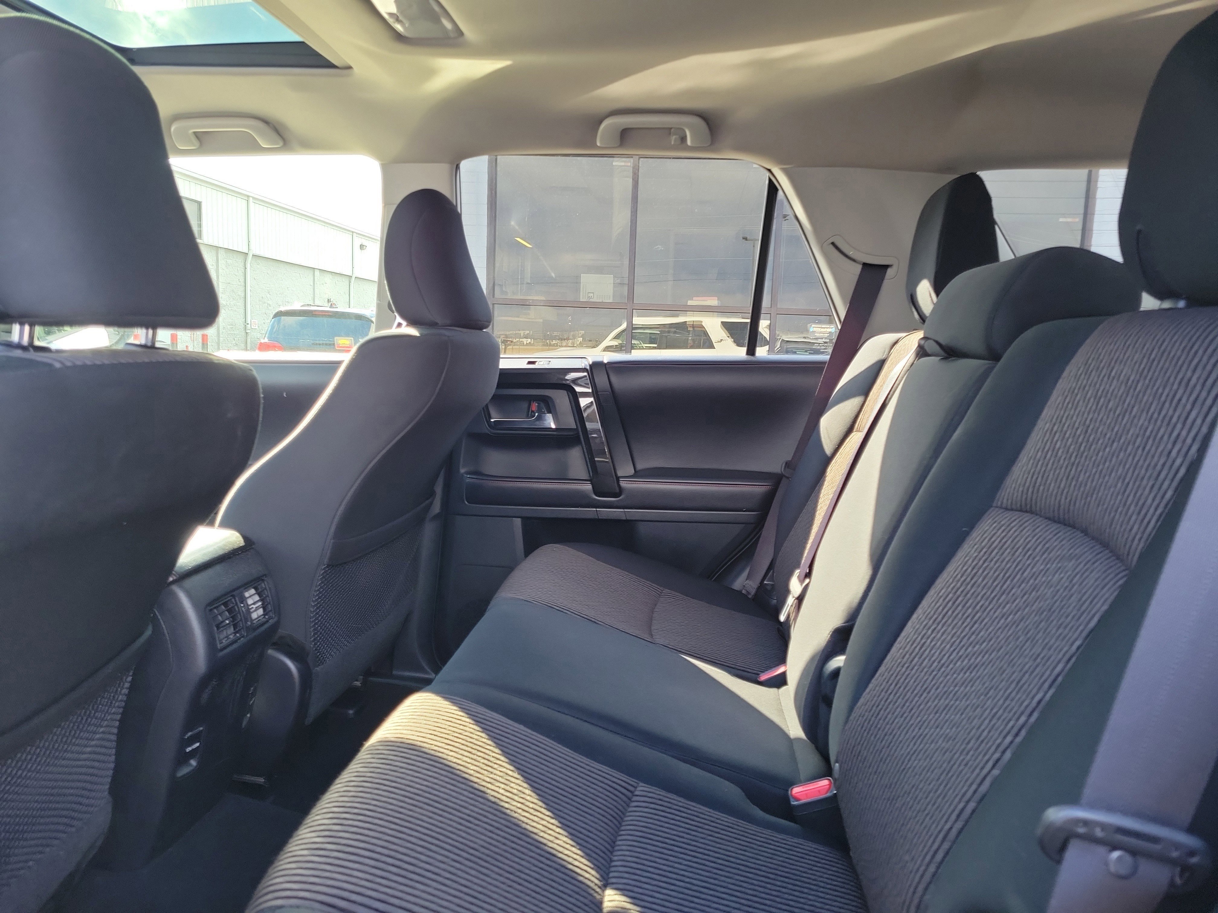 Used 2017 Toyota 4Runner TRD Off-Road image 11