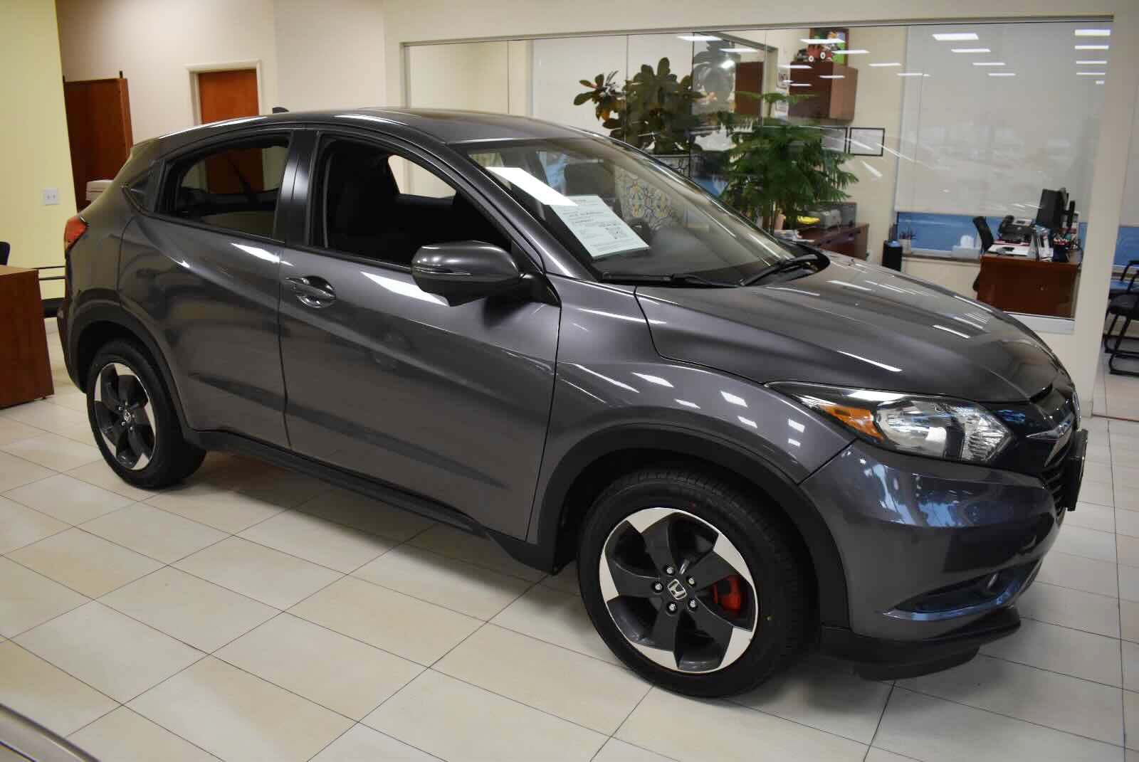 Used 2018 Honda HR-V EX image 3