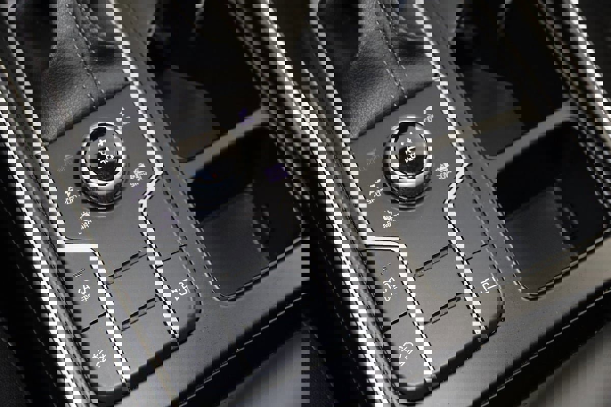 Used 2022 Kia Sorento LX image 24