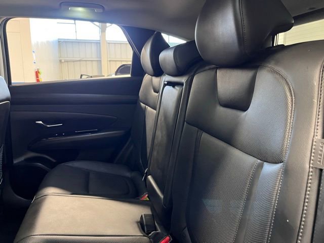 Used 2025 Hyundai Tucson Limited image 19