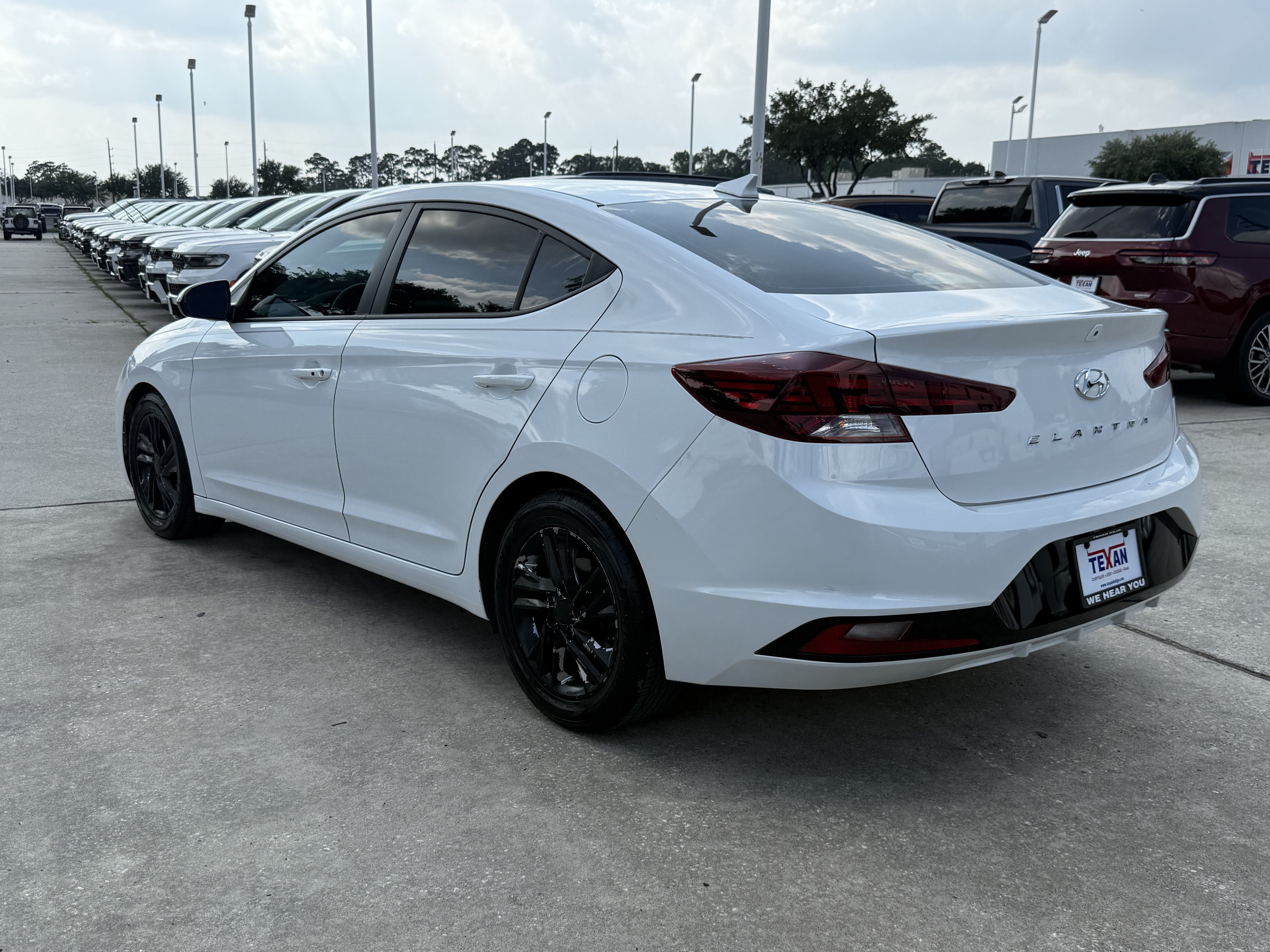 Used 2020 Hyundai Elantra Value Edition w/ Cargo Package (C1) FWD image 7