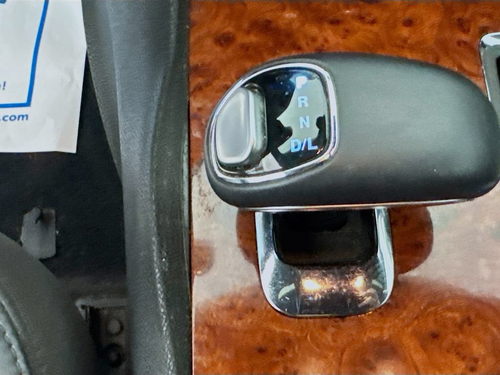 Used 2014 Chrysler 300 RWD image 19