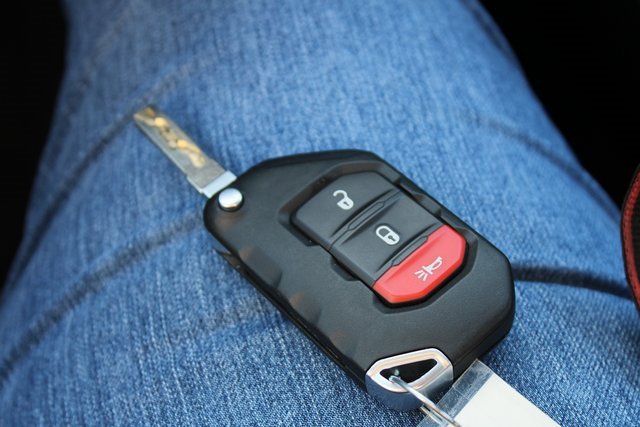 Used 2020 Jeep Gladiator Sport w/ Quick Order Package 24S image 12