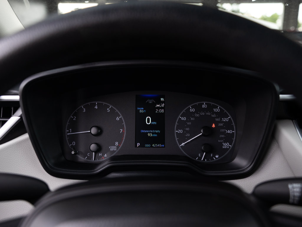 Certified 2024 Toyota Corolla LE FWD image 17