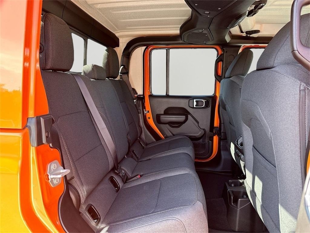 New 2025 Jeep Gladiator Sport image 26