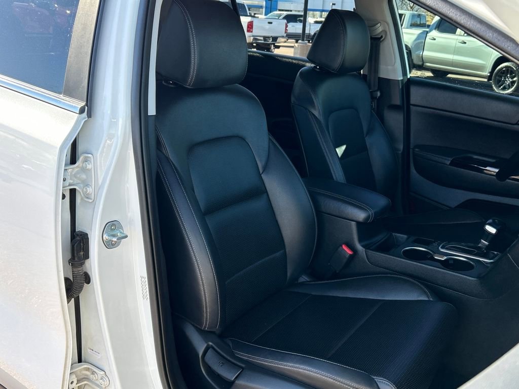 Used 2020 Kia Sportage EX image 19