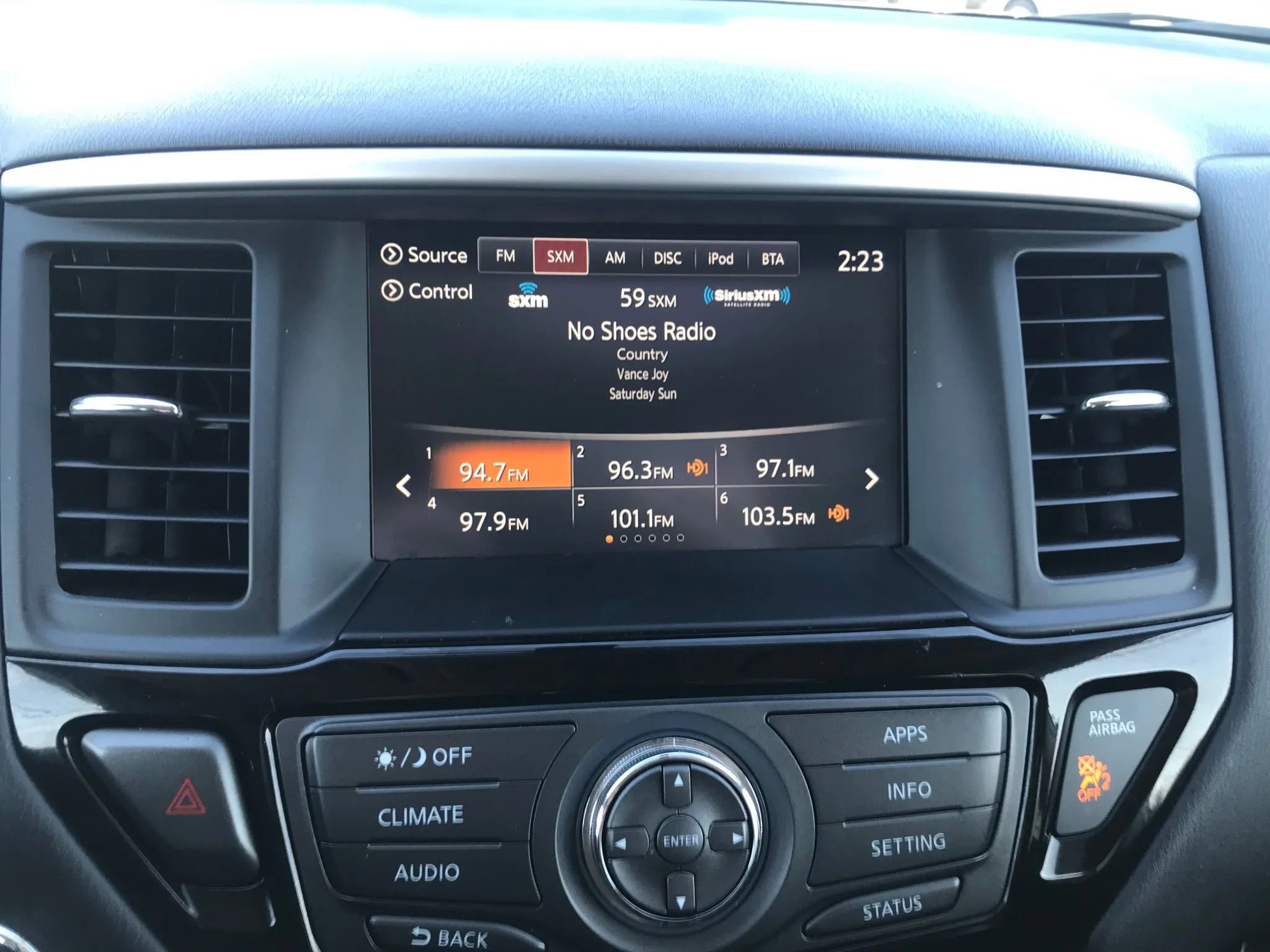 Used 2020 Nissan Pathfinder S image 20