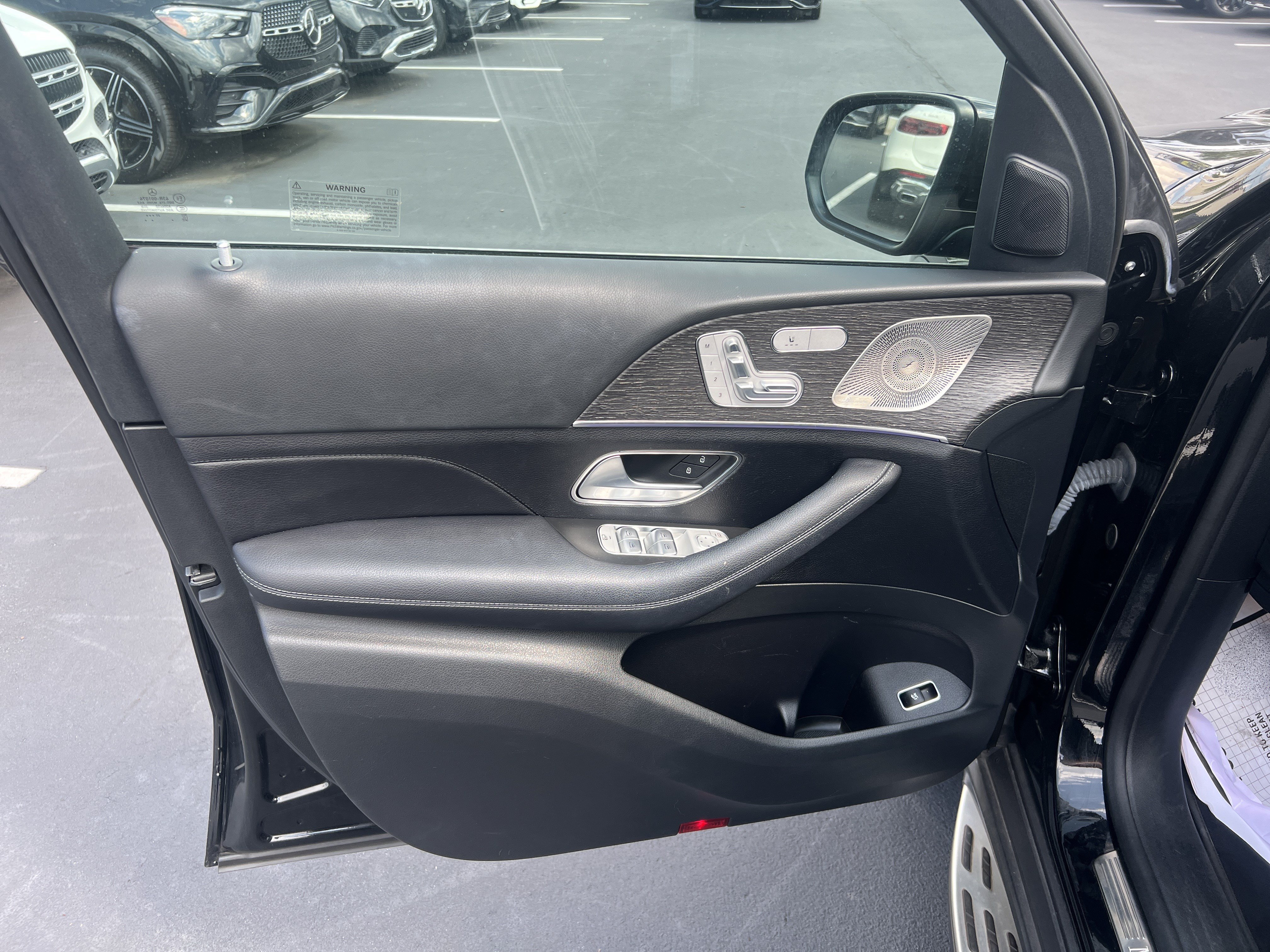 Used 2022 Mercedes-Benz GLE 350 4MATIC w/ Premium Package image 14
