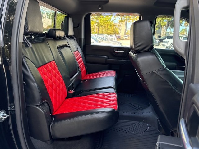 Used 2022 Chevrolet Silverado 2500 LT w/ Convenience Package image 9