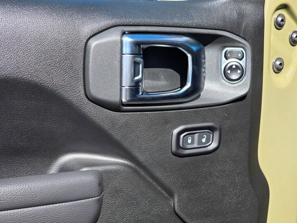 New 2025 Jeep Gladiator Sport AWD/4WD image 34