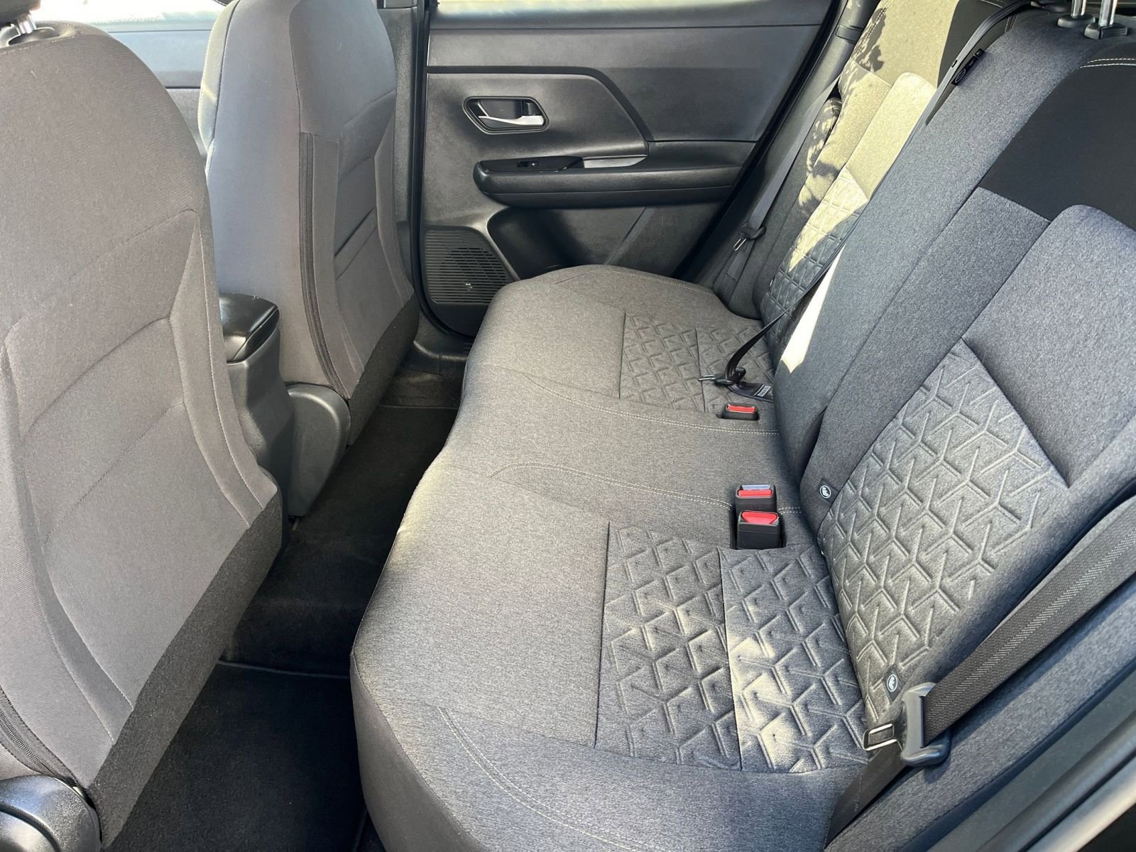 Used 2025 Nissan Kicks SV image 22