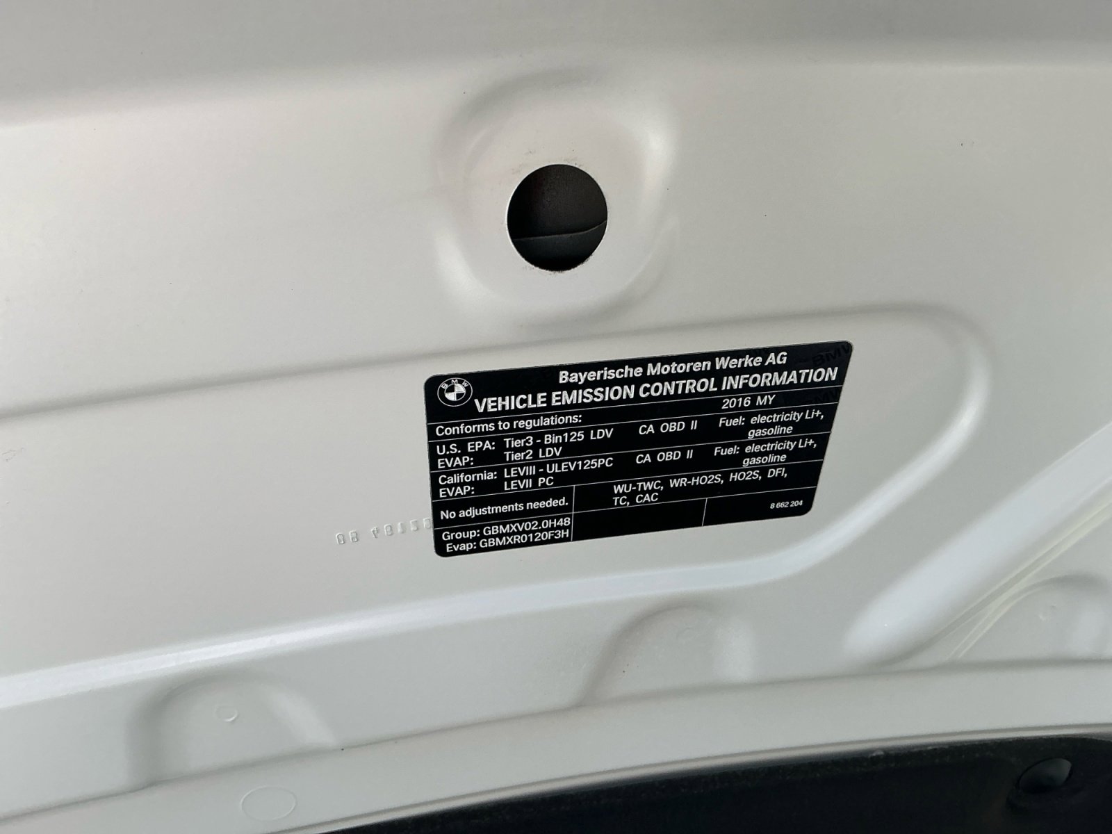 Used 2016 BMW 330e RWD image 23