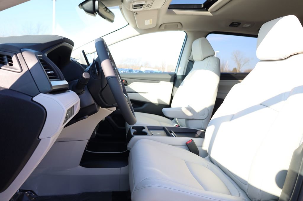 New 2026 Honda Odyssey EX-L image 11