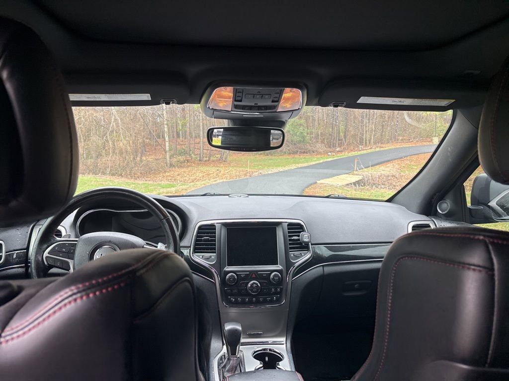 Used 2017 Jeep Grand Cherokee Trailhawk w/ Trailhawk Luxury Group image 15