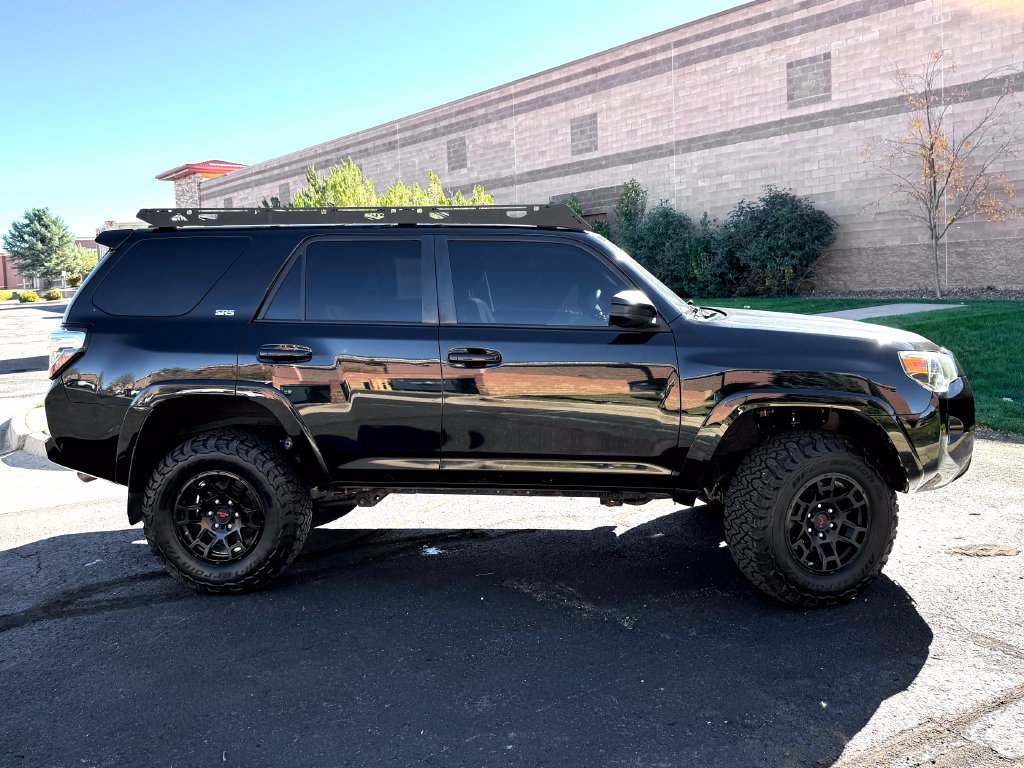 Used 2016 Toyota 4Runner SR5 AWD/4WD image 5