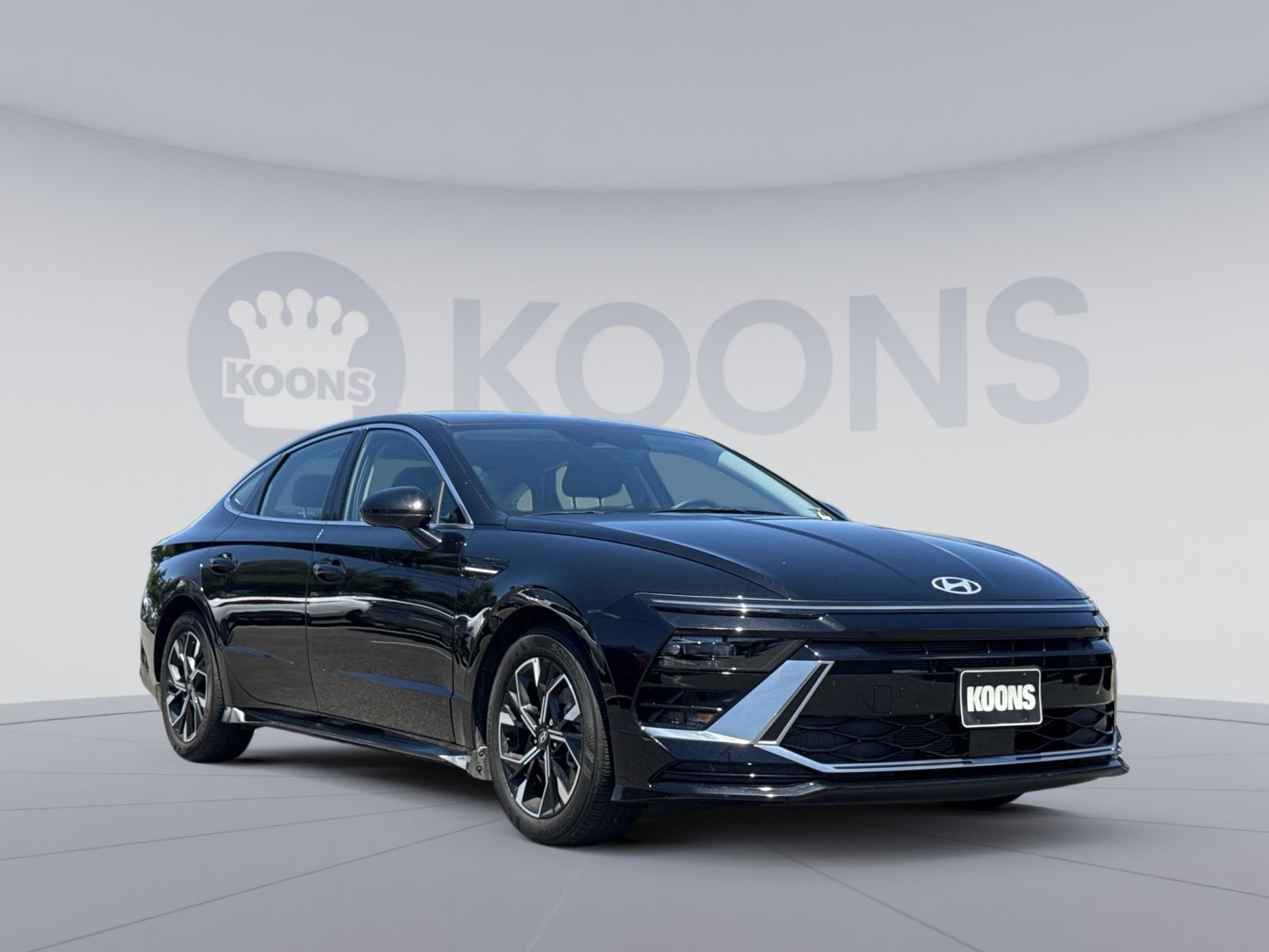 Certified 2025 Hyundai Sonata SEL AWD/4WD image 10