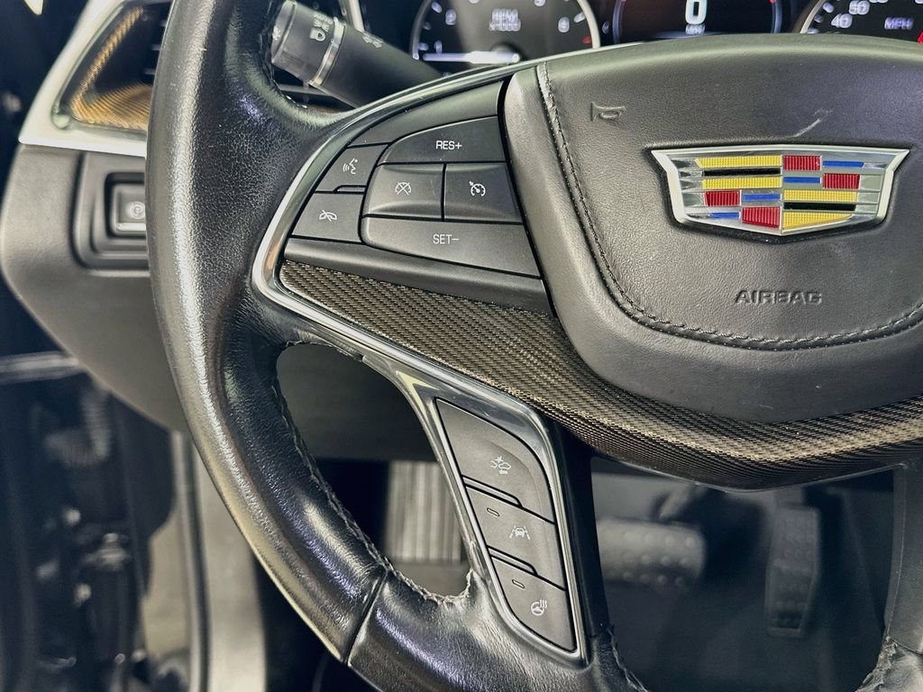 Used 2019 Cadillac XT5 Platinum AWD/4WD image 12