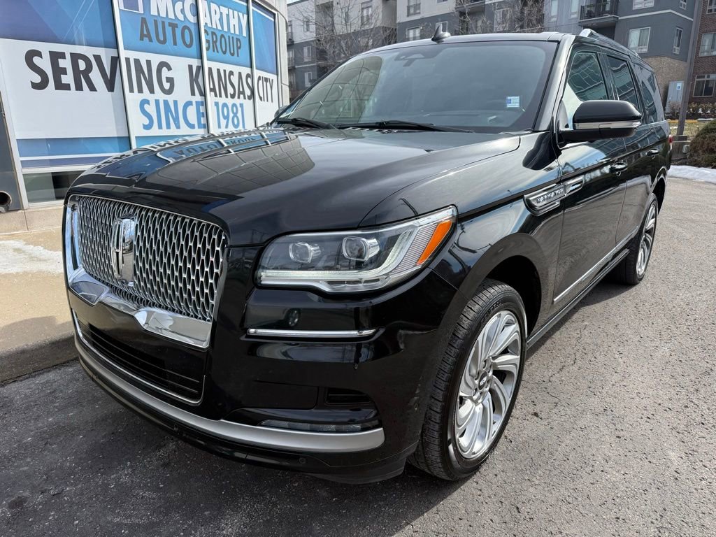 Used 2024 Lincoln Navigator Reserve image 10
