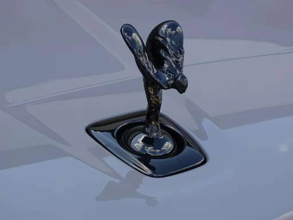 New 2025 Rolls-Royce Cullinan Black Badge image 7